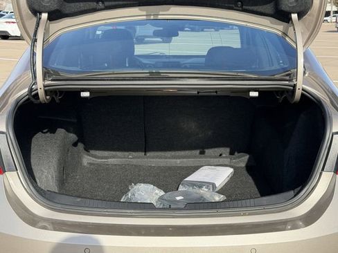 Used 2024 Chevrolet Malibu LT image 30