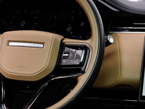 Used 2023 Land Rover Range Rover Sport SE Dynamic image 22