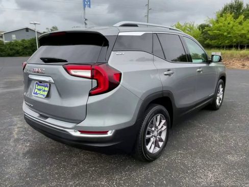 Used 2023 GMC Terrain SLT FWD image 8