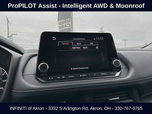 Used 2025 Nissan Rogue SV w/ SV Premium Package image 54