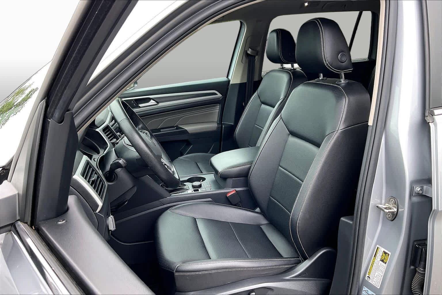 Used 2021 Volkswagen Atlas SE w/ Panoramic Sunroof Package AWD/4WD image 7