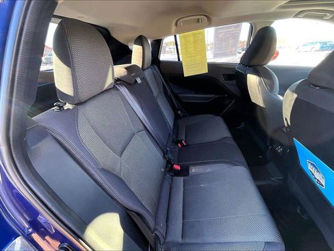 Used 2024 Subaru Crosstrek 2.0i Premium image 23