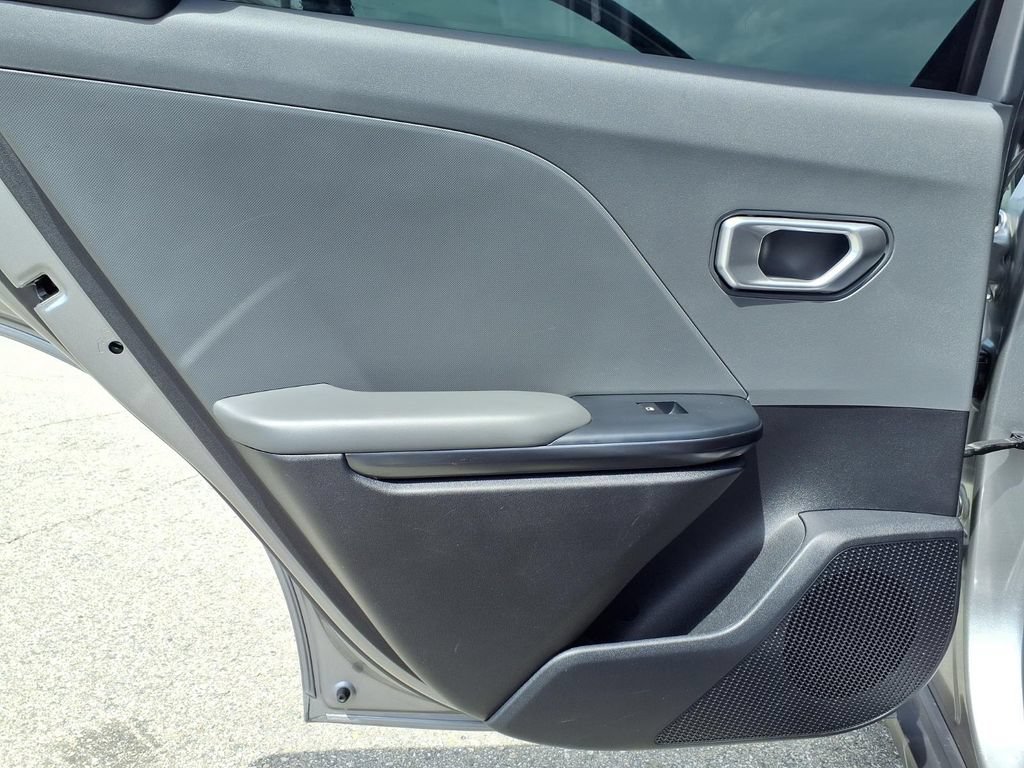 Certified 2025 Kia K4 FWD image 22