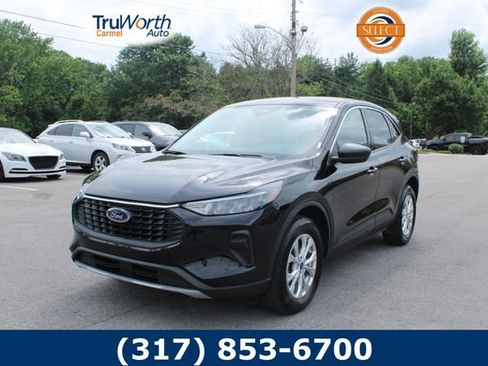 Used 2023 Ford Escape Active AWD/4WD image 1