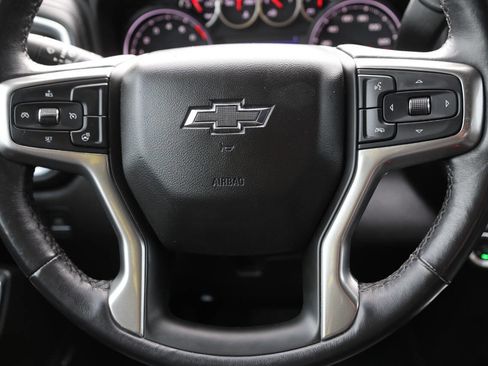 Used 2022 Chevrolet Silverado 1500 LT Trail Boss w/ Convenience Package II AWD/4WD image 18