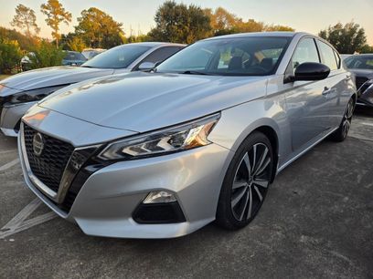 Used 2021 Nissan Altima 2.5 SR w/ SR Premium Package