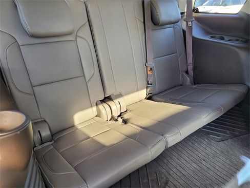 Used 2019 GMC Yukon Denali w/ Denali Ultimate Package image 16