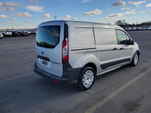 Used 2017 Ford Transit Connect XL image 3
