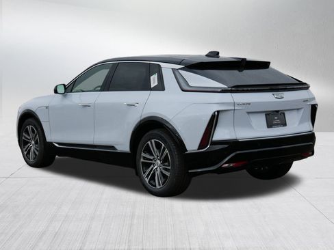 New 2026 Cadillac Lyriq Premium Luxury image 4