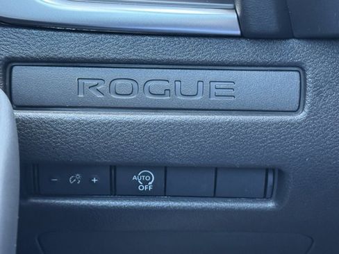 New 2026 Nissan Sentra SV w/ SV Convenience Package image 22