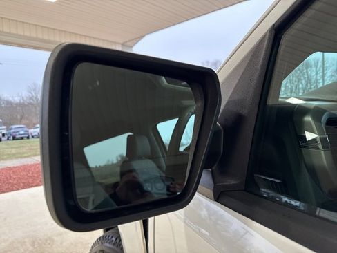 Used 2023 Ford F150 XLT w/ XTR Package image 30