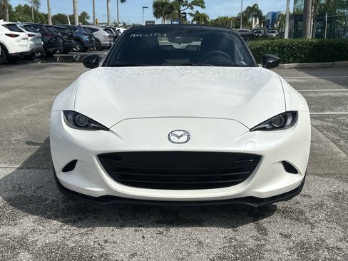 New 2025 MAZDA MX-5 Miata Club w/ Interior Package image 3
