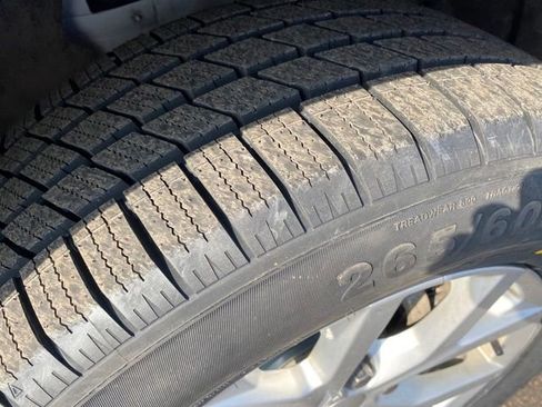 Used 2023 Jeep Grand Cherokee Limited image 23