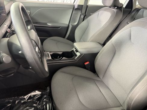 Used 2025 Kia K4 FWD image 18