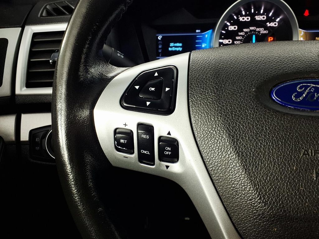 Used 2012 Ford Explorer XLT FWD image 19