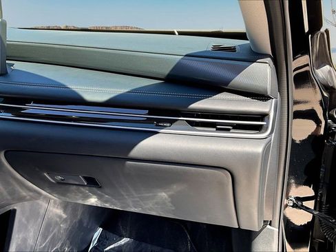 Used 2025 INFINITI QX60 Luxe image 17