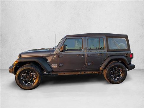 Used 2019 Jeep Wrangler Unlimited Sport image 9