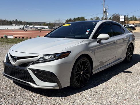 Used 2023 Toyota Camry XSE w/ Navigation Package image 26