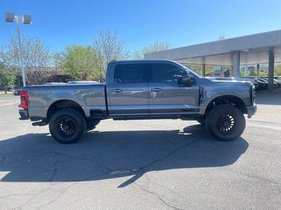 New 2026 Ford F350 Platinum w/ Tremor Off-Road Package