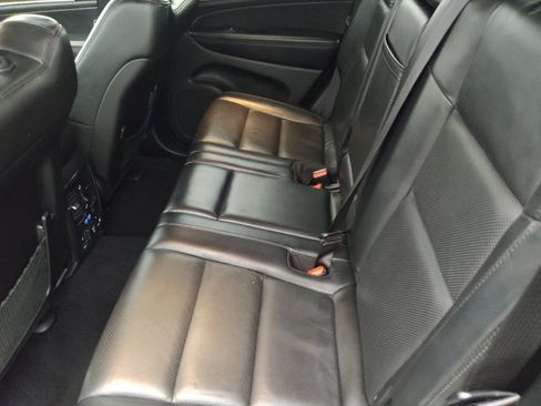 Used 2021 Jeep Grand Cherokee Limited w/ Luxury Group II image 18