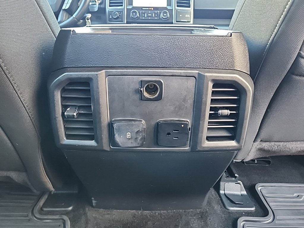 Used 2018 Ford F150 XLT w/ Equipment Group 302A Luxury AWD/4WD image 31