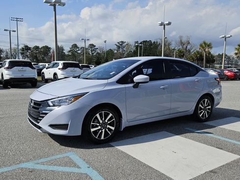Used 2025 Nissan Versa SV w/ Trunk Package image 2