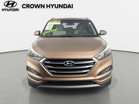 Used 2016 Hyundai Tucson Sport FWD image 2