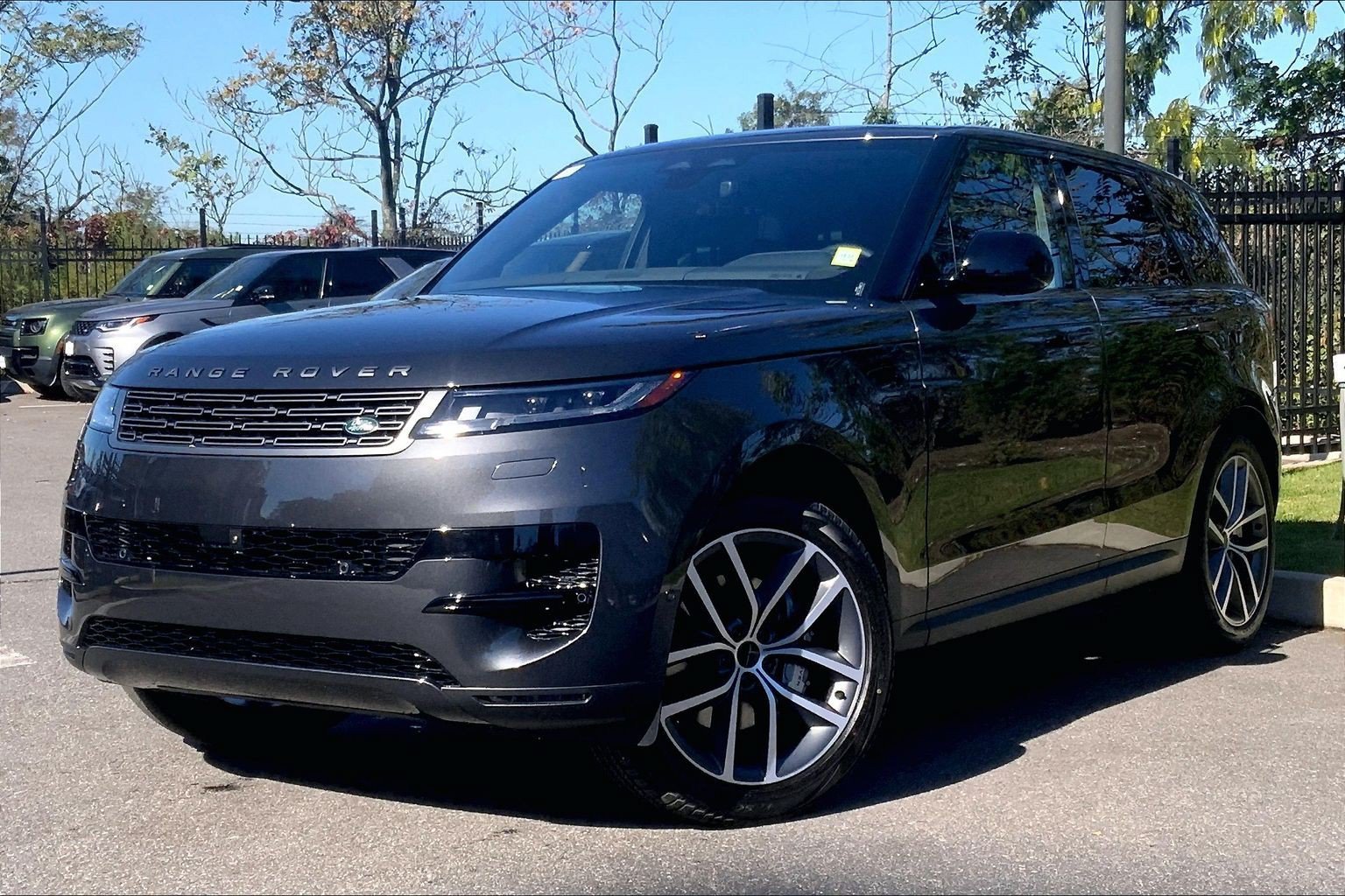 New 2027 Land Rover Range Rover Sport SE AWD/4WD image 1