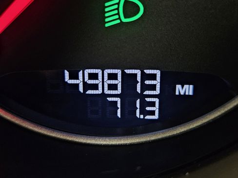 Used 2018 Porsche Cayenne Platinum Edition image 9