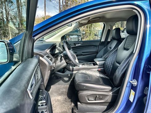 Used 2024 Ford Edge Titanium image 18