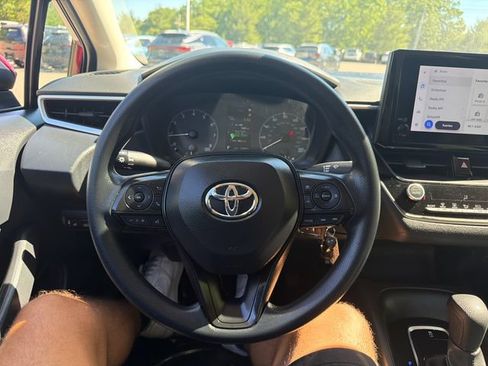 Certified 2024 Toyota Corolla LE FWD image 31