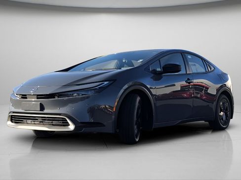 New 2026 Toyota Prius Plug-In Hybrid FWD image 18