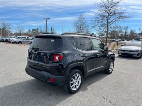 Used 2019 Jeep Renegade Sport w/ Sport Appearance Group image 8