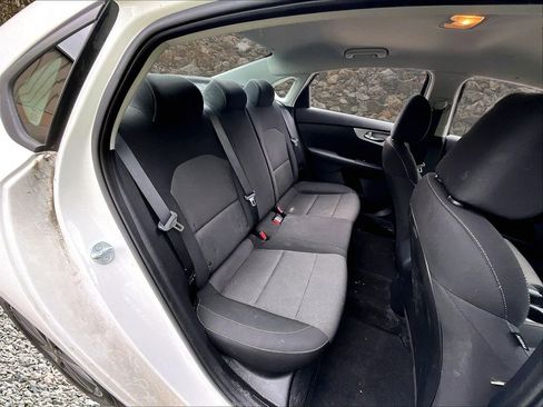 Used 2023 Kia Forte LXS image 22