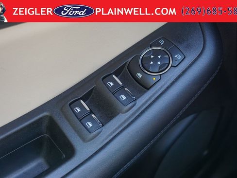 Used 2024 Ford Edge SE AWD/4WD image 27