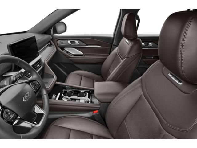 New 2026 Ford Explorer Platinum RWD image 8