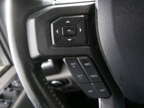 Used 2018 Ford F150 XLT w/ Equipment Group 302A Luxury image 19