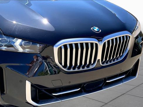 Used 2024 BMW X5 xDrive40i w/ Premium Package AWD/4WD image 28