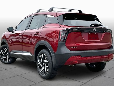 New 2026 Nissan Kicks SV w/ Charging Package image 7