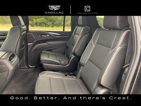 Used 2022 Cadillac Escalade ESV Sport w/ Touring Package RWD image 31