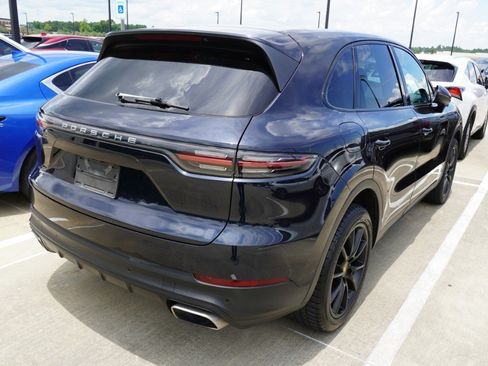 Used 2019 Porsche Cayenne AWD/4WD image 5
