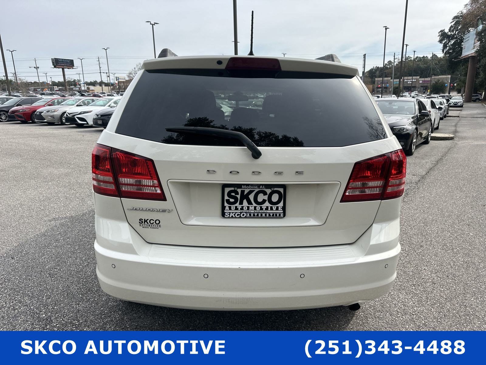 Used 2020 Dodge Journey SE FWD image 4