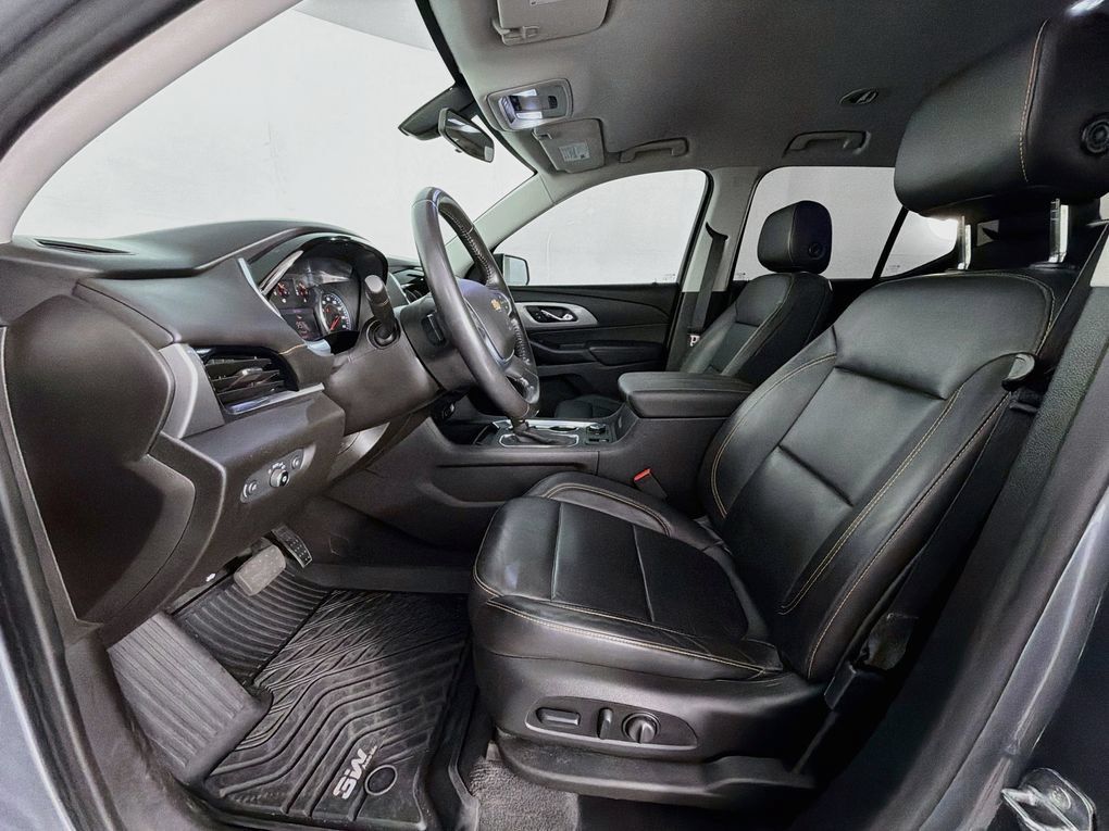 Used 2021 Chevrolet Traverse LT AWD/4WD image 12