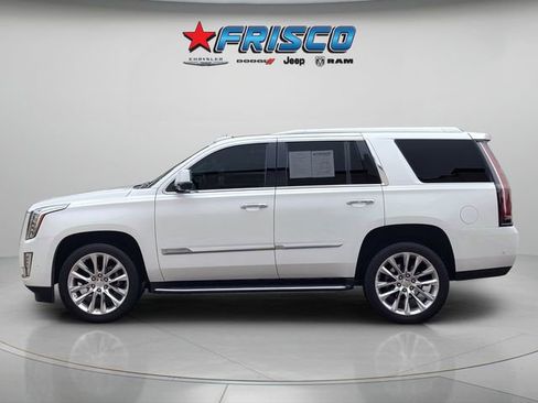 Used 2019 Cadillac Escalade Premium Luxury RWD image 4