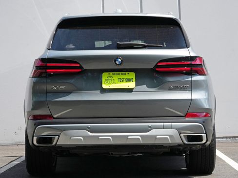 Used 2024 BMW X5 xDrive40i w/ Premium Package AWD/4WD image 11