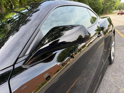 Used 2010 Chevrolet Camaro SS RWD image 15