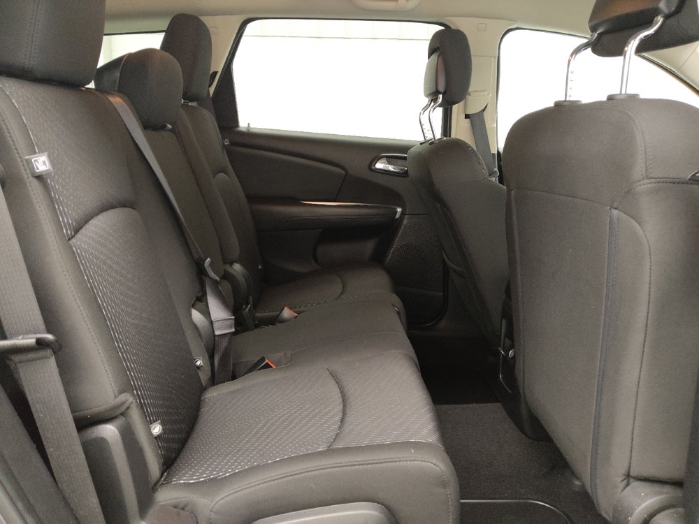 Used 2018 Dodge Journey SXT w/ Blacktop Package FWD image 19