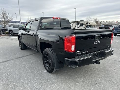 Used 2017 Chevrolet Silverado 1500 LTZ Z71 w/ Midnight Edition image 5