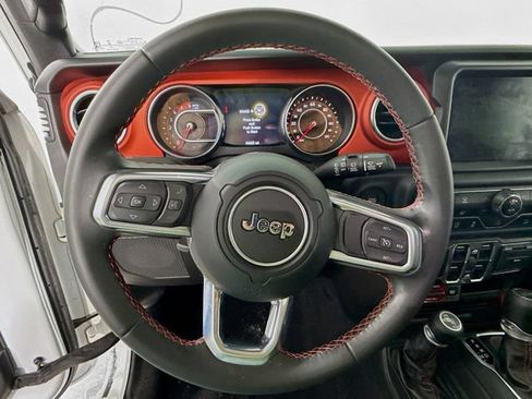 Used 2020 Jeep Wrangler Unlimited Rubicon AWD/4WD image 11