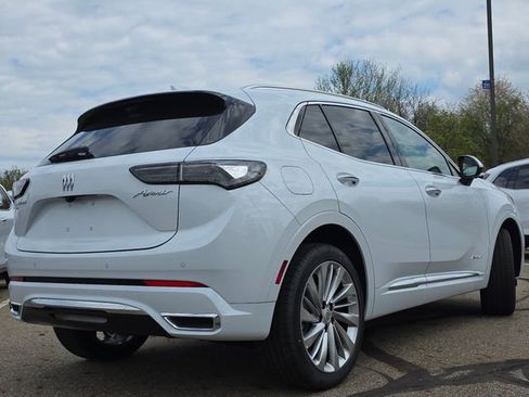 New 2026 Buick Envision Avenir image 17